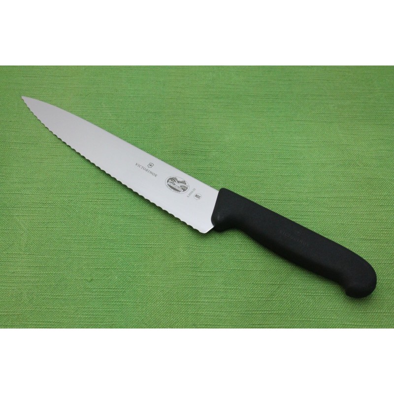 Coltello Victorinox - Cucina Sega cm. 22 mod. V-5.2033.22 Coltello Victorinox - Cucina Sega cm. 22 mod. V-5.2033.22