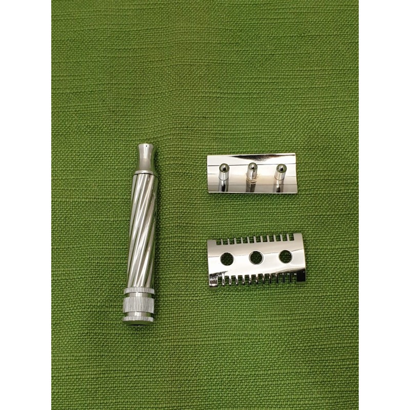 Fatip Slant "Lo Storto" Open Comb Razor