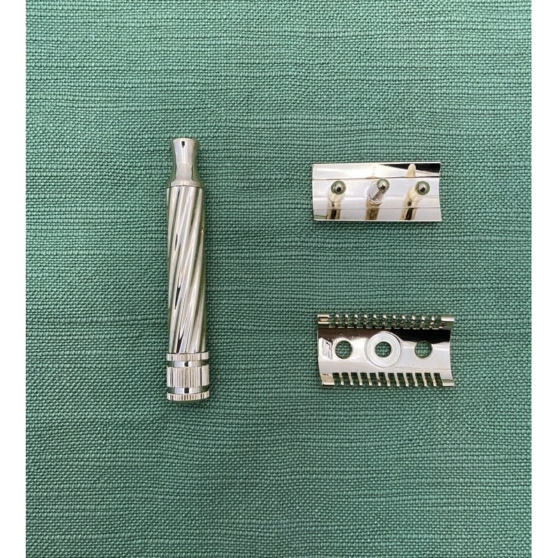Fatip Gold Slant "Lo Storto" Open Comb Razor