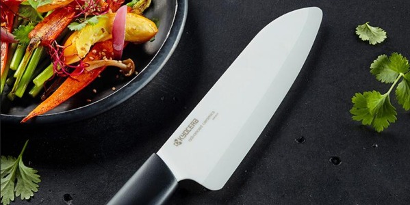 Leggerezza e precisione: Esplorando i vantaggi dei coltelli in ceramica da cucina