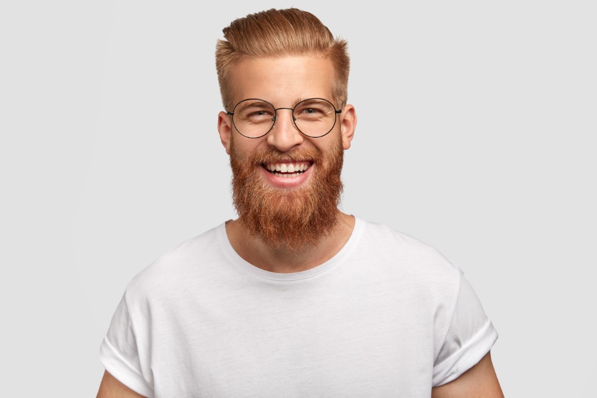 Come prendersi cura della propria barba in estate